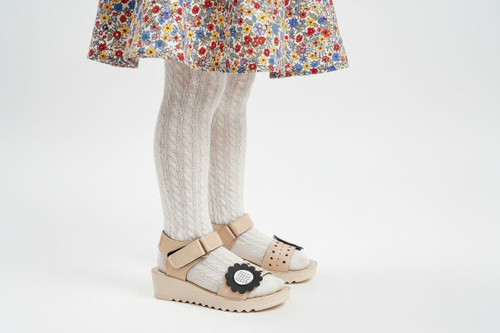 کفش دخترانه مدل زنبق